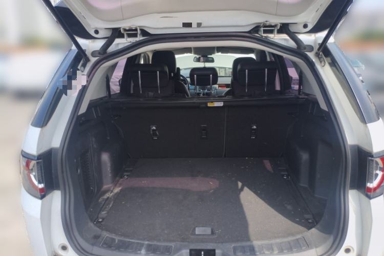 Used Land Rover Discovery Sport 2019 200PS PURE Edition China VI Standard Trunk