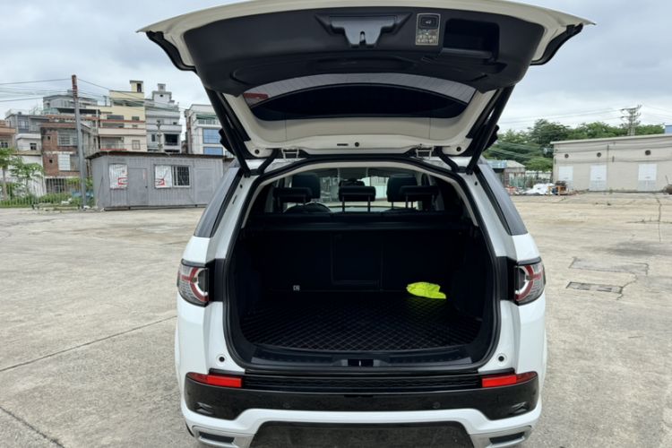 Used Land Rover Discovery Sport 2019 240 PS SE Dynamic Version China VI Standard Trunk