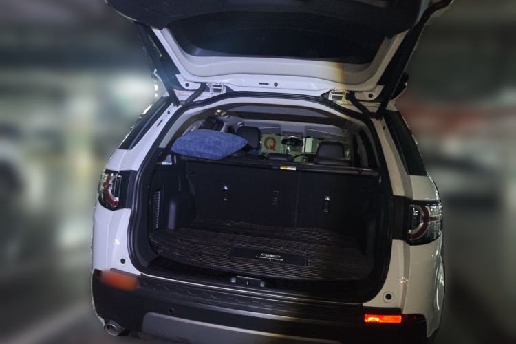 Used Land Rover Discovery Sport 2019 240 PS PURE Edition China VI Standard Trunk