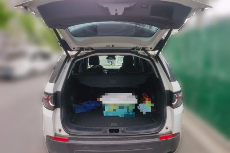 Used Land Rover Discovery Sport 2019 240 PS PURE Edition China VI Standard Trunk