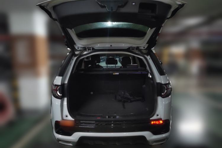 Used Land Rover Discovery Sport 2019 240 PS SE Version China V Standard Trunk