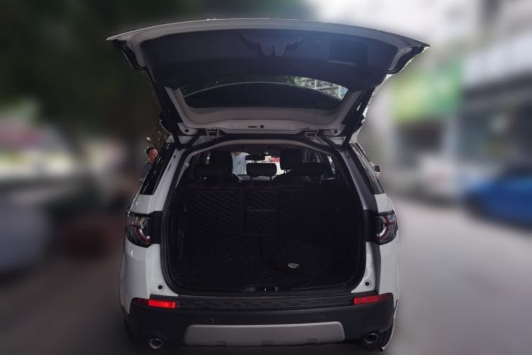 Used Land Rover Discovery Sport 2019 240 PS HSE Version China V Standard Trunk