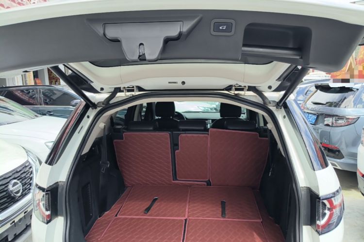 Used Land Rover Discovery Sport 2019 240 PS HSE Version China V Standard Trunk