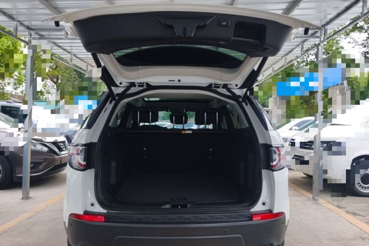 Used Land Rover Discovery Sport 2019 240 PS PURE Edition China VI Standard Trunk
