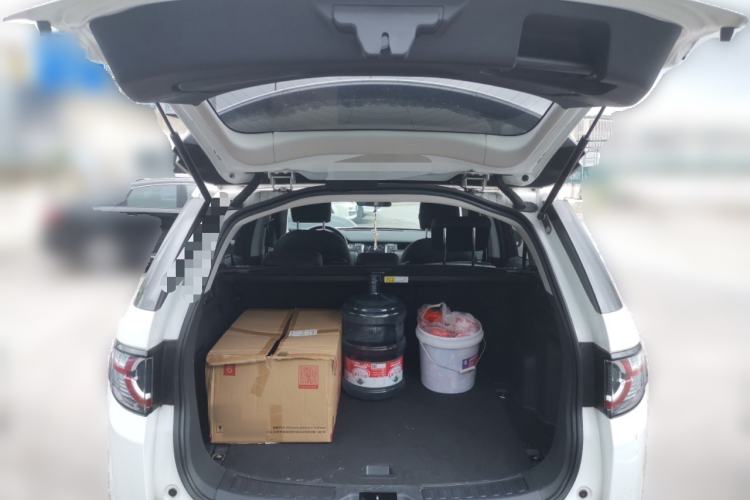 Used Land Rover Discovery Sport 2019 240 PS PURE Edition China VI Standard Trunk