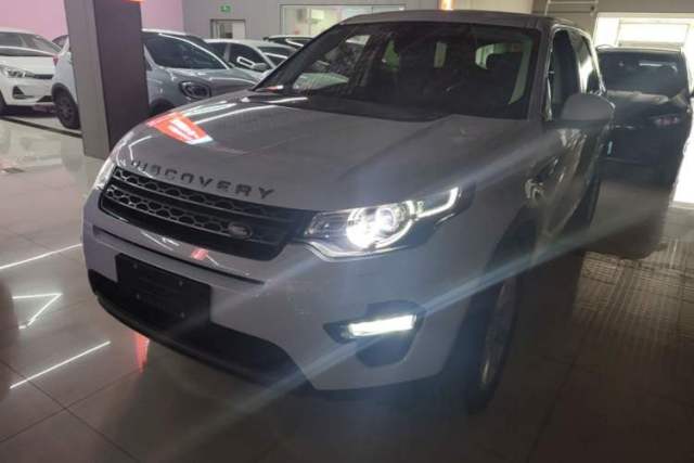 Used Land Rover Discovery Sport 2019 240 PS SE Version China VI Standard