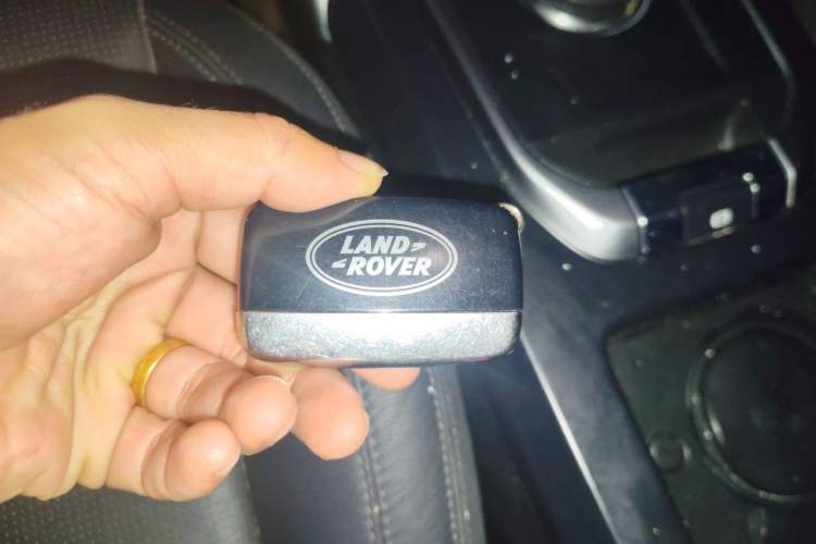 Used Land Rover Discovery Sport 2019 240 PS SE Version China V Standard Vehicle Key