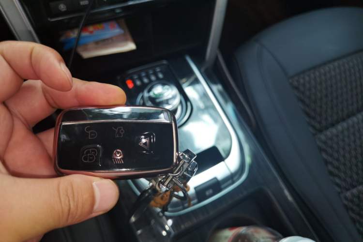 Used Land Rover Discovery Sport 2019 240 PS HSE Version China V Standard Vehicle Key