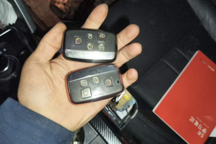 Used Land Rover Discovery Sport 2019 240 PS SE Version China V Standard Vehicle Key