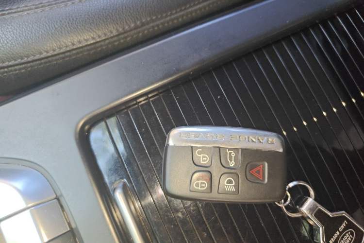 Used Land Rover Discovery Sport 2019 200PS PURE Edition China V Standard Vehicle Key