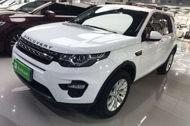 Ojetý Land Rover Discovery Sport 2019 240 PS SE Version China VI Standard