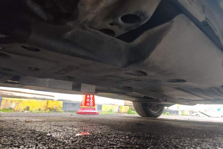 Used Land Rover Discovery Sport 2020 249 PS R-Dynamic Performance Edition Chassis Front Left