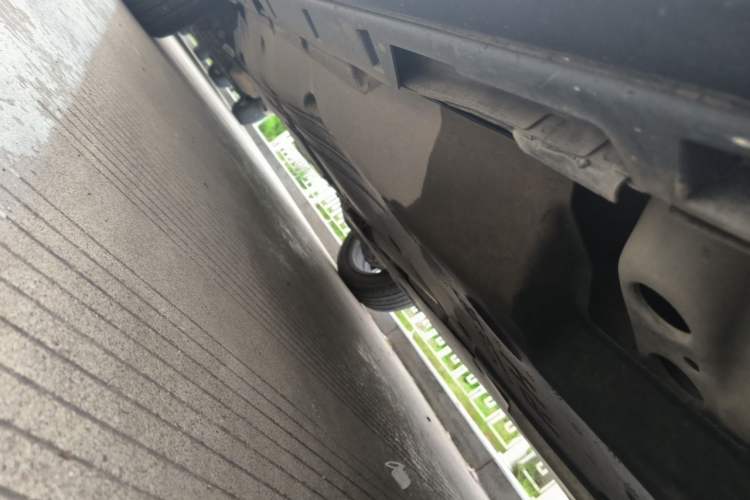 Used Land Rover Discovery Sport 2020 249 PS R-Dynamic Performance Edition Chassis Front Right
