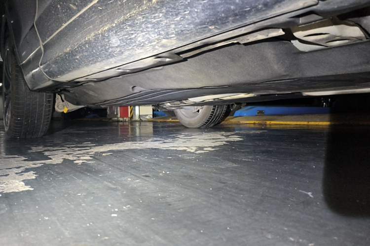 Used Land Rover Discovery Sport 2020 249 PS R-Dynamic Performance Edition Chassis Front Right