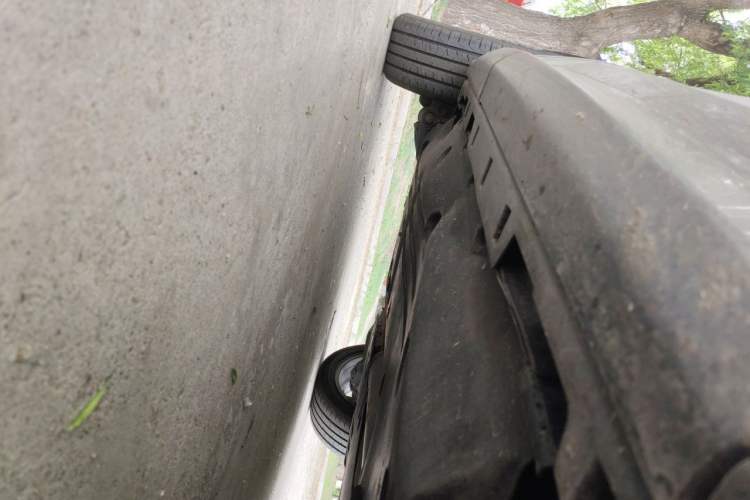 Used Land Rover Discovery Sport 2020 249 PS R-Dynamic Performance Edition Chassis Front Right