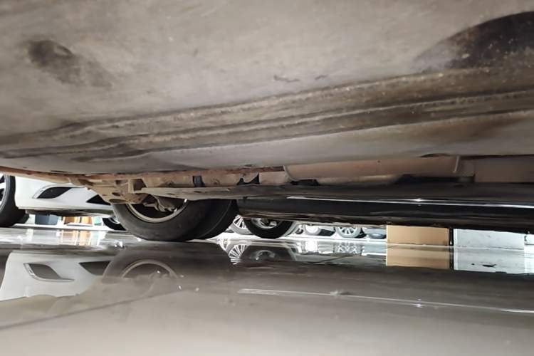 Used Land Rover Discovery Sport 2020 200 PS Family Edition Chassis Rear Right