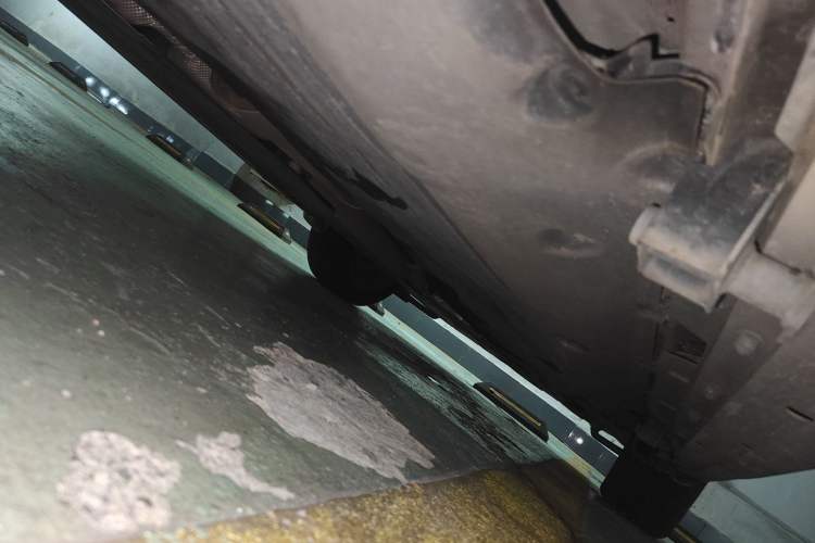 Used Land Rover Discovery Sport 2020 249 PS R-Dynamic Performance Edition Chassis Rear Right