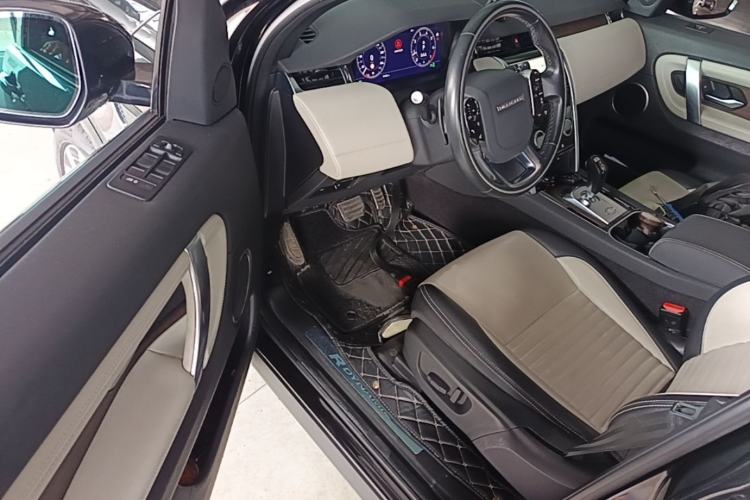Used Land Rover Discovery Sport 2020 249 PS R-Dynamic Performance Edition Driver Seat