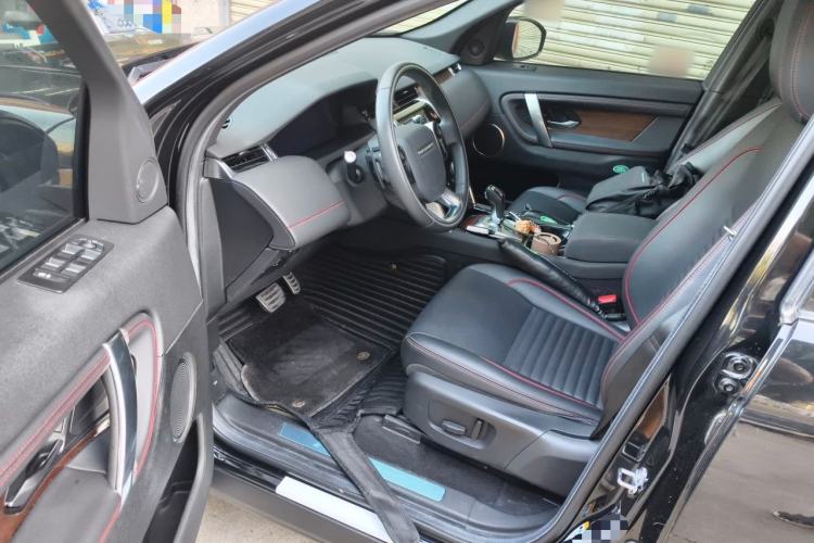 Used Land Rover Discovery Sport 2020 249 PS R-Dynamic Performance Edition Driver Seat