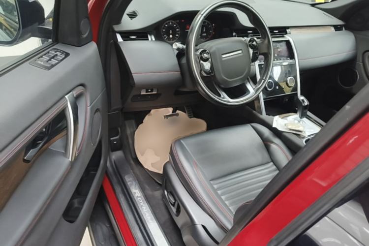 Used Land Rover Discovery Sport 2020 249 PS R-Dynamic Performance Edition Driver Seat