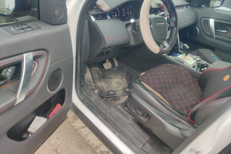 Used Land Rover Discovery Sport 2020 249 PS R-Dynamic Performance Edition Driver Seat