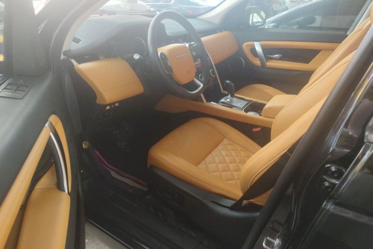 Used Land Rover Discovery Sport 2020 200 PS Family Edition Driver Seat