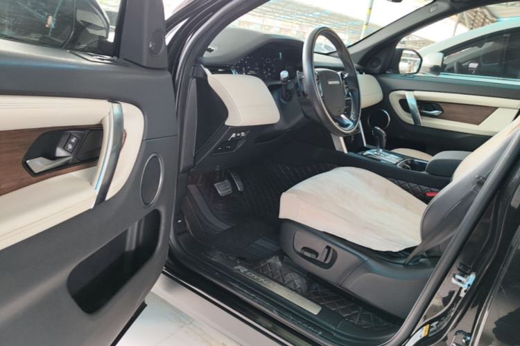 Used Land Rover Discovery Sport 2020 249 PS R-Dynamic Performance Edition Driver Seat