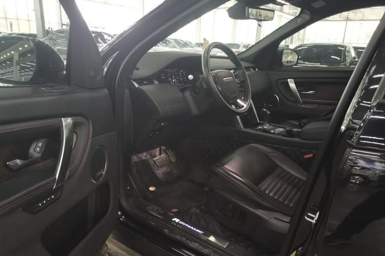 Used Land Rover Discovery Sport 2020 249 PS R-Dynamic Performance Tech Edition 7 Seats Driver Seat