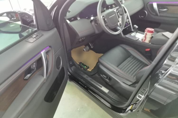 Used Land Rover Discovery Sport 2020 249 PS R-Dynamic Performance Edition Driver Seat