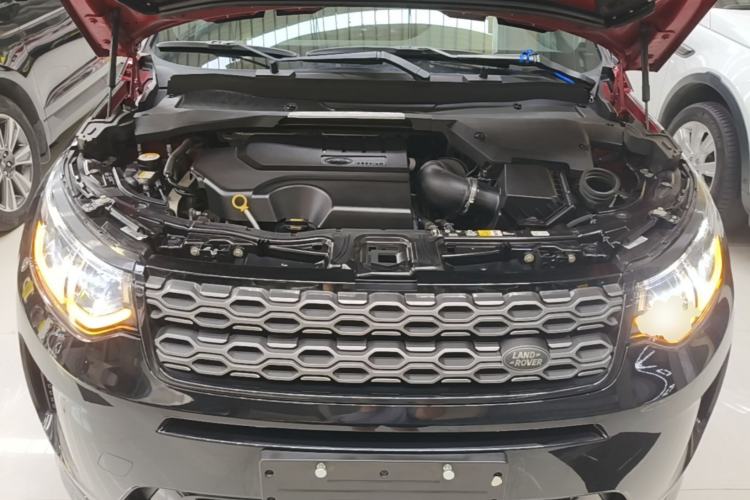 Used Land Rover Discovery Sport 2020 249 PS R-Dynamic Performance Edition Engine Bay