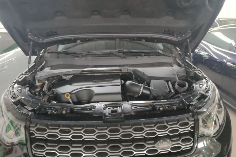 Used Land Rover Discovery Sport 2020 249 PS R-Dynamic Performance Edition Engine Bay