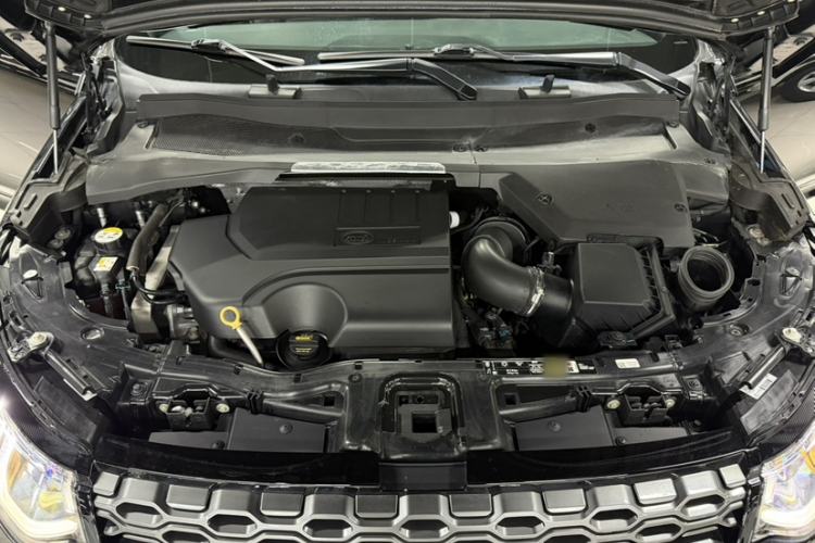 Used Land Rover Discovery Sport 2020 249 PS R-Dynamic Performance Edition Engine Bay