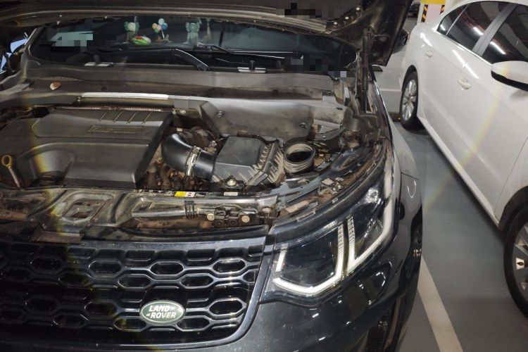 Used Land Rover Discovery Sport 2020 249 PS R-Dynamic Performance Edition Engine Bay Left