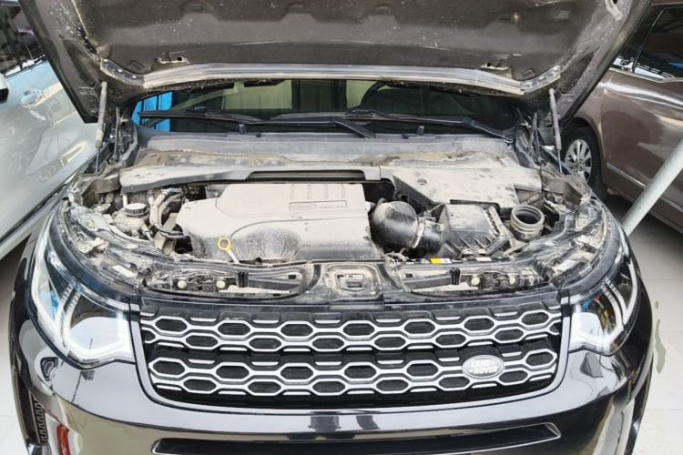 Used Land Rover Discovery Sport 2020 249 PS R-Dynamic Performance Edition Engine Bay