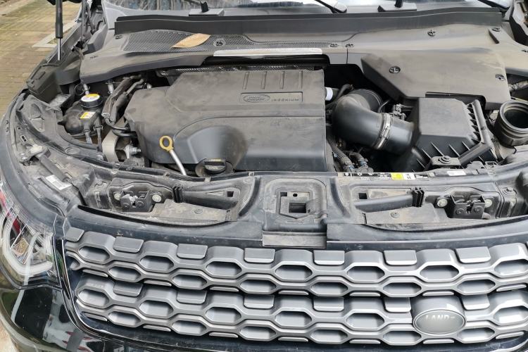 Used Land Rover Discovery Sport 2020 249 PS R-Dynamic Performance Edition Engine Bay