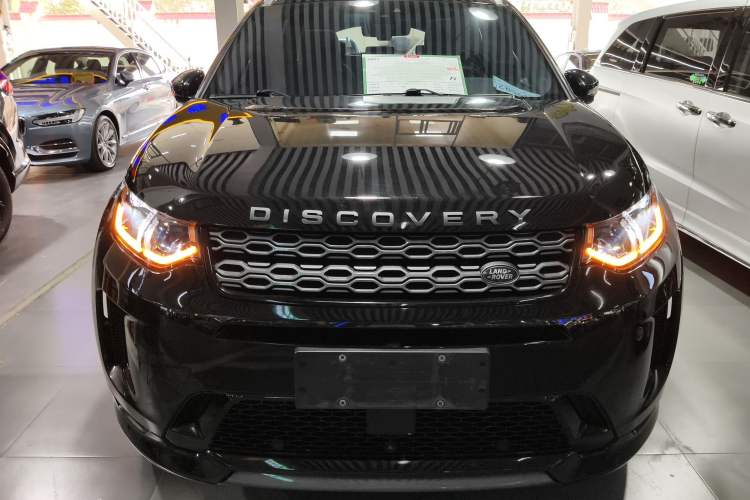 Used Land Rover Discovery Sport 2020 249 PS R-Dynamic Performance Tech Edition 7 Seats Exterior 1