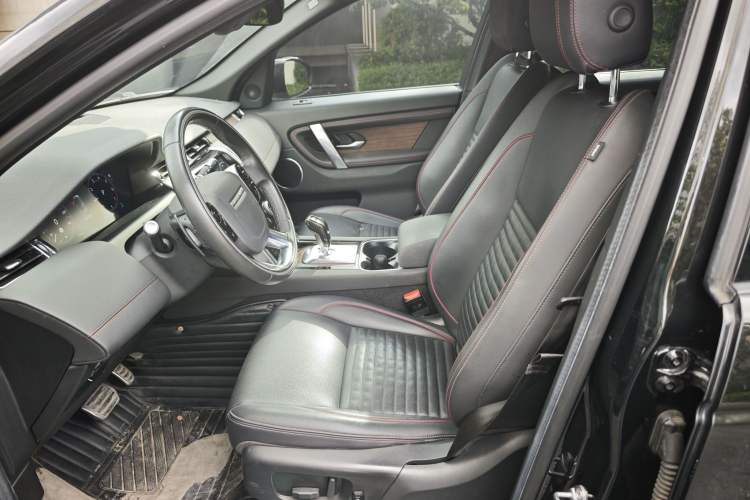 Used Land Rover Discovery Sport 2020 249 PS R-Dynamic Performance Edition Exterior 10