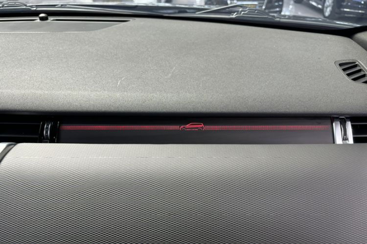 Used Land Rover Discovery Sport 2020 249 PS R-Dynamic Performance Edition Exterior 12