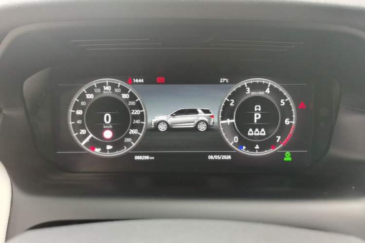 Used Land Rover Discovery Sport 2020 249 PS R-Dynamic Performance Edition Instrument Cluster