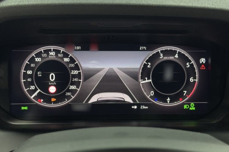 Used Land Rover Discovery Sport 2020 249 PS R-Dynamic Performance Edition Instrument Cluster