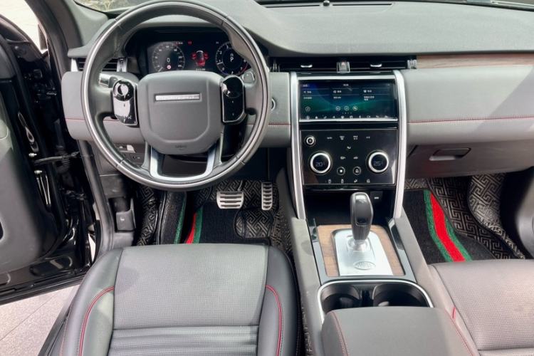 Used Land Rover Discovery Sport 2020 249 PS R-Dynamic Performance Edition Interior 1