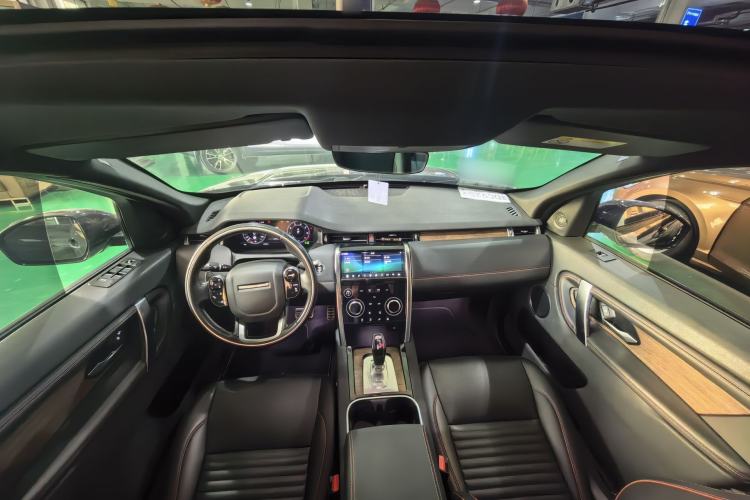 Used Land Rover Discovery Sport 2020 249 PS R-Dynamic Performance Edition Interior 2