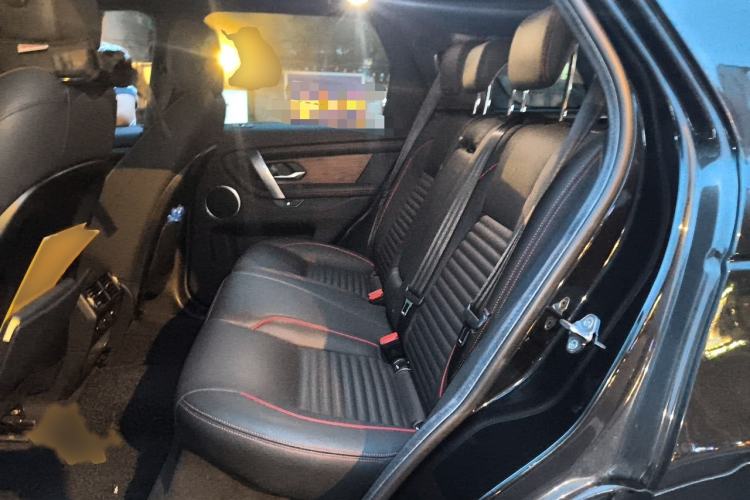 Used Land Rover Discovery Sport 2020 249 PS R-Dynamic Performance Edition Interior 4