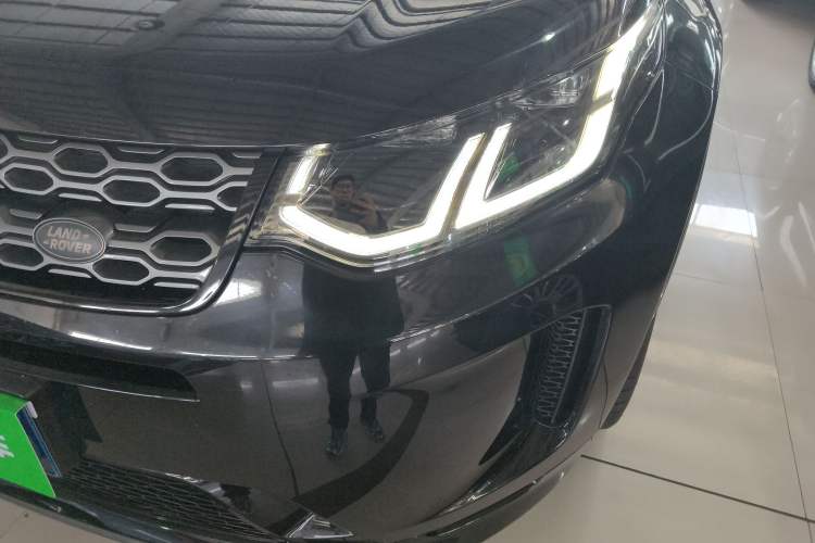 Used Land Rover Discovery Sport 2020 249 PS R-Dynamic Performance Edition Left Front Headlight