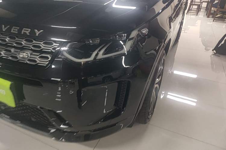Used Land Rover Discovery Sport 2020 249 PS R-Dynamic Performance Edition Left Front Headlight