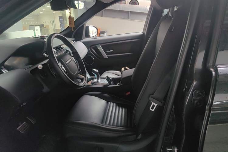Used Land Rover Discovery Sport 2020 249 PS R-Dynamic Performance Edition Left Front Seat