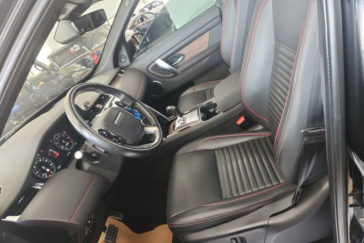 Used Land Rover Discovery Sport 2020 249 PS R-Dynamic Performance Edition Left Front Seat