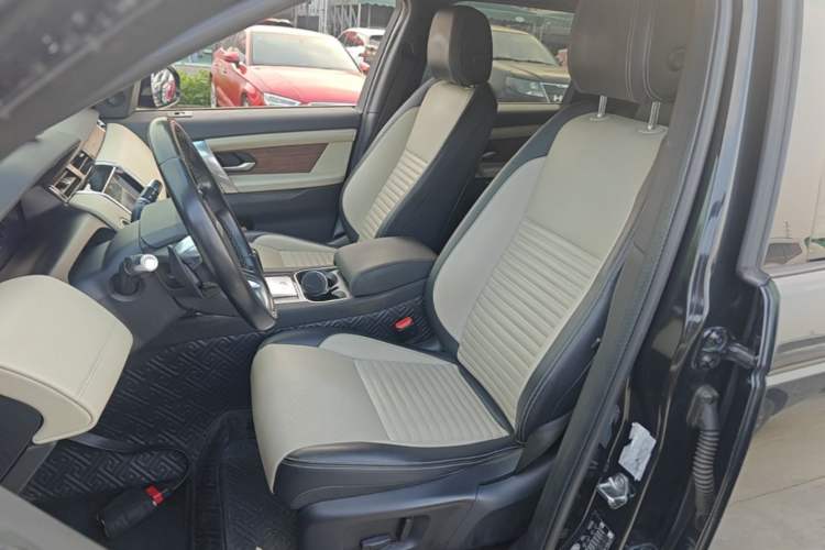 Used Land Rover Discovery Sport 2020 249 PS R-Dynamic Performance Edition Left Front Seat