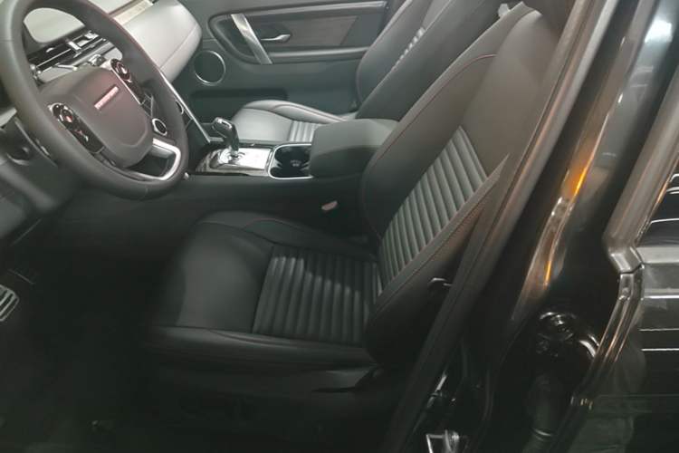 Used Land Rover Discovery Sport 2020 249 PS R-Dynamic Performance Edition Left Front Seat