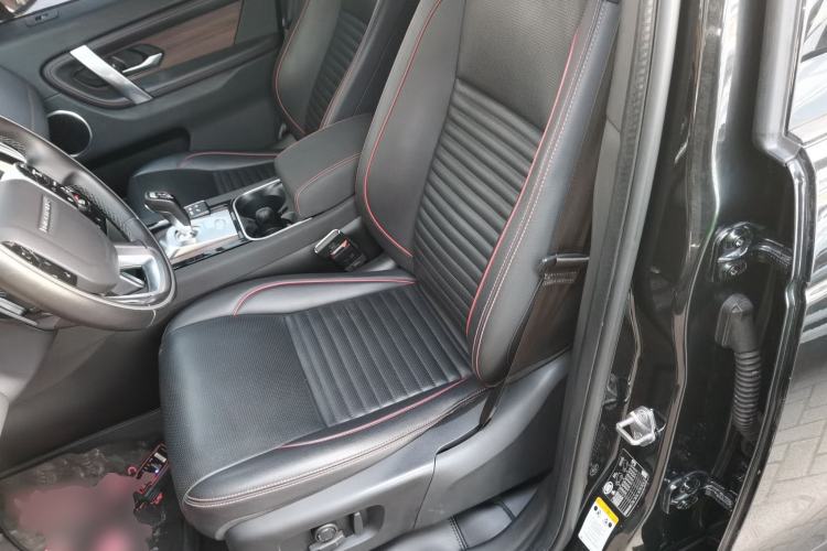 Used Land Rover Discovery Sport 2020 249 PS R-Dynamic Performance Edition Left Front Seat